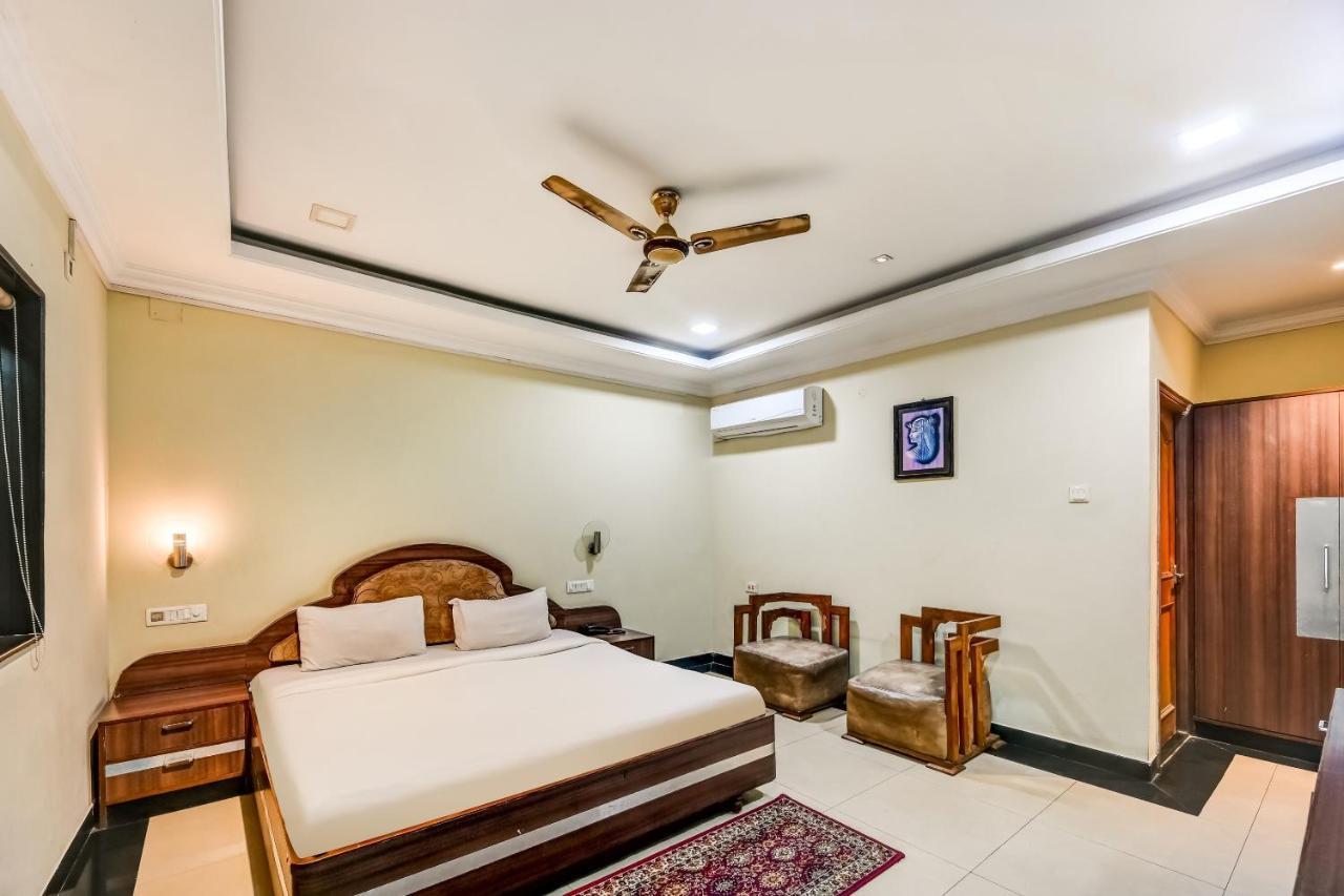 Capital O Hotel Rourkela Palace Exterior photo
